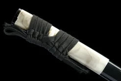Shattered Peak - Handsmitt Katana av 1045 kolstål