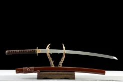 Alternative view of Dark Edge - Handsmitt Katana av 1065 kolstål