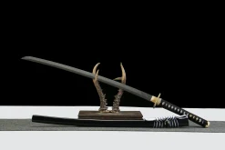 Dragon's Roar - Handsmitt Katana av 1065 kolstål