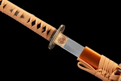 Hugg Utan Spår - Handsmitt Katana av 1065 kolstål