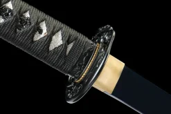 Alternative view of Crimson Phantom - Handsmitt Katana av Carbon Steel