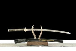 Alternative view of Dragon Amber - Handsmitt Katana av Damaskusstål