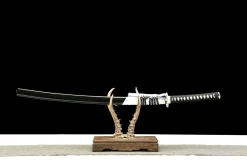 Frost Flower - Handsmitt Katana av Damaskusstål